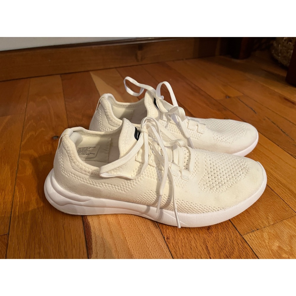 Fabletics The Everyday Sneaker White Shoes Lace-Up‎ Lightweight Women's Size 9